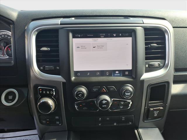 Used 2022 RAM 1500 Classic SLT w/ Electronics Convenience Group AWD/4WD image 26