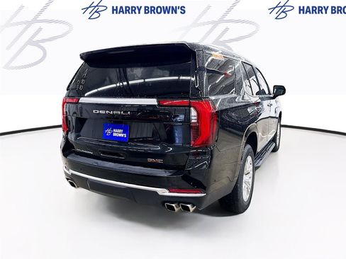 Used 2025 GMC Yukon Denali w/ LPO, Floor Liner Package AWD/4WD image 10