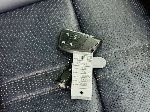 Used 2024 Chevrolet Silverado 3500 High Country w/ High Country Premium Package image 34