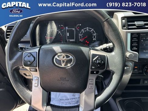 Used 2020 Toyota 4Runner SR5 Premium w/ Moonroof Package RWD image 25