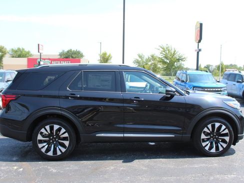New 2026 Ford Explorer Platinum w/ LUX Leather Package AWD/4WD image 6