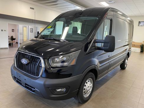 New 2026 Ford Transit 250 148 Medium Roof Extended AWD w/ Exterior Upgrade Package image 4