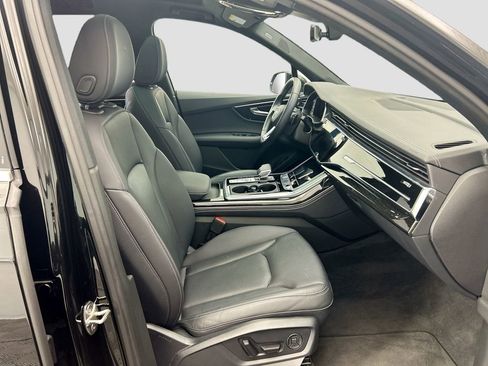 Used 2025 Audi Q7 3.0T Premium Plus w/ Premium Plus Package image 19