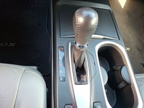 Used 2018 Acura RDX AWD w/ Advance Package image 16