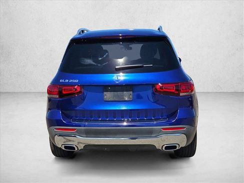 Used 2020 Mercedes-Benz GLB 250 image 6