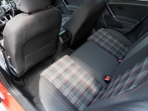 Used 2015 Volkswagen GTI S FWD image 18