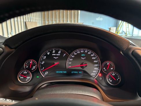 Used 2011 Chevrolet Corvette Grand Sport w/ Preferred Equipment Group image 17