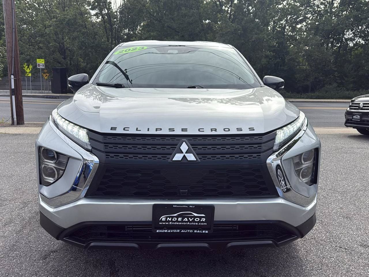 Used 2023 Mitsubishi Eclipse Cross LE AWD/4WD image 2