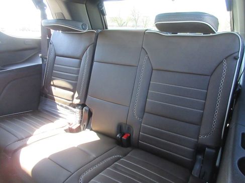 New 2026 GMC Yukon Denali Ultimate image 13