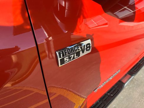 Used 2016 Toyota Tundra SR5 image 9