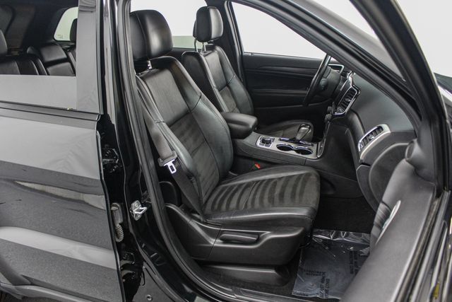 Used 2022 Jeep Grand Cherokee Laredo X AWD/4WD image 23