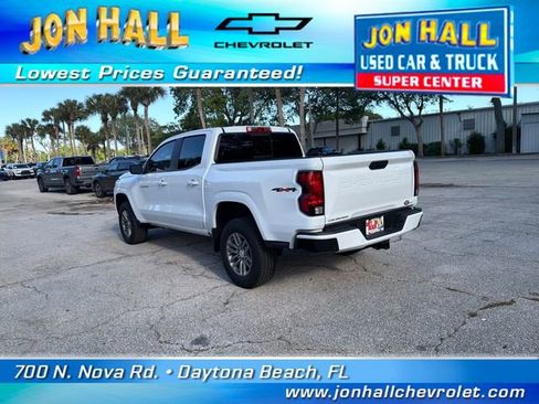Used 2024 Chevrolet Colorado LT w/ LT Convenience Package II image 9