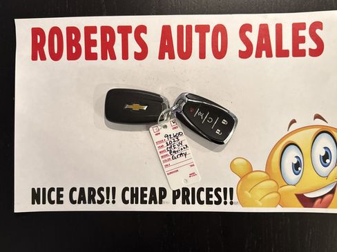 Used 2023 Chevrolet Equinox LT image 25