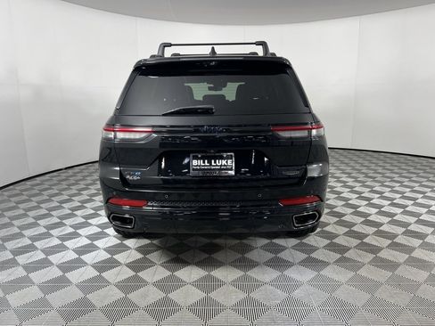 Used 2024 Jeep Grand Cherokee Summit image 7
