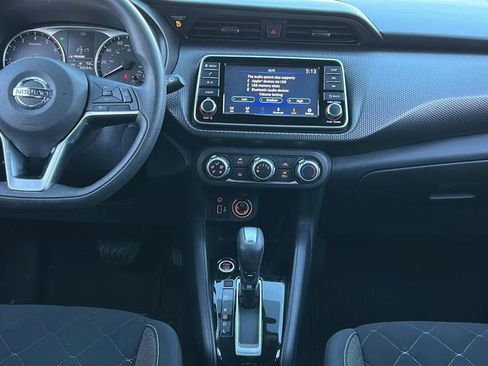 Used 2020 Nissan Kicks S FWD image 11