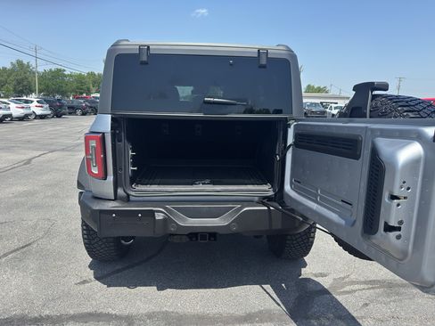 Used 2021 Ford Bronco Outer Banks w/ Sasquatch Package AWD/4WD image 9