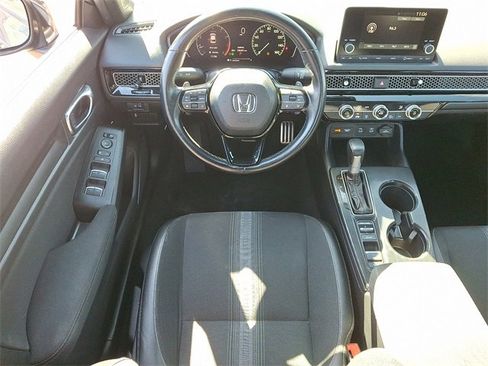 Used 2025 Honda Civic Sport image 11