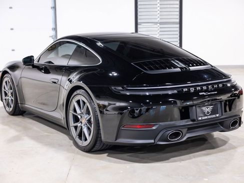 Used 2025 Porsche 911 Carrera RWD image 7