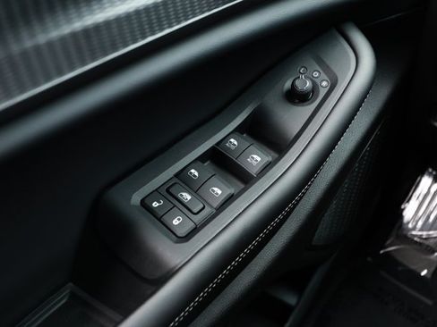Certified 2025 Jeep Grand Cherokee Laredo w/ Luxury Tech Group I AWD/4WD image 22