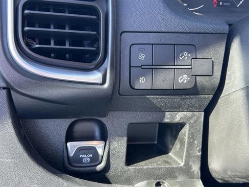 New 2026 RAM ProMaster 2500 w/ Quick Order Package 22G SLT image 17