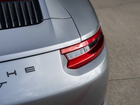 Certified 2018 Porsche 911 Carrera T RWD image 14