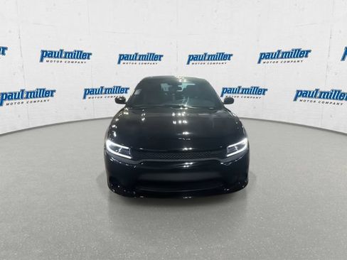 Used 2021 Dodge Charger SXT w/ Leather Interior Group RWD image 3