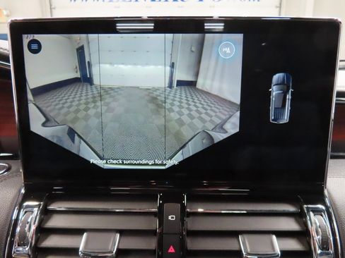 Used 2023 Lincoln Navigator L Reserve w/ Equipment Group 201A image 23