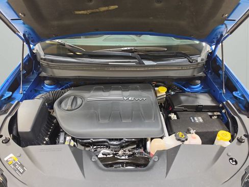 Used 2021 Jeep Cherokee Trailhawk w/ Technology Group AWD/4WD image 9