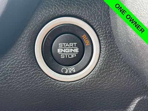 Used 2024 RAM 2500 Tradesman w/ Chrome Appearance Group AWD/4WD image 15