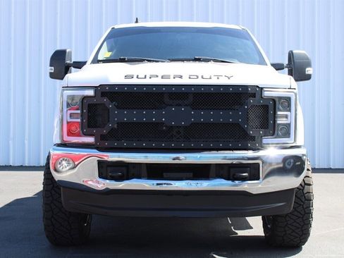 Used 2019 Ford F250 XLT w/ Snow Plow Prep Package AWD/4WD image 8
