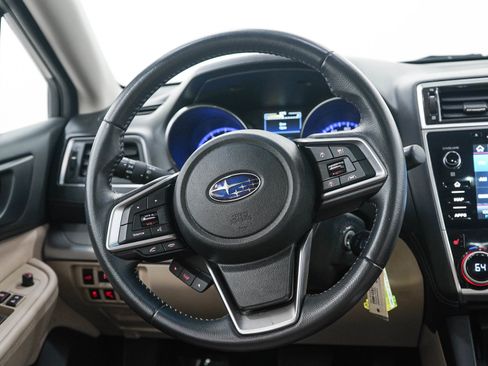 Used 2019 Subaru Outback 2.5i Premium w/ Popular Package #2 AWD/4WD image 17