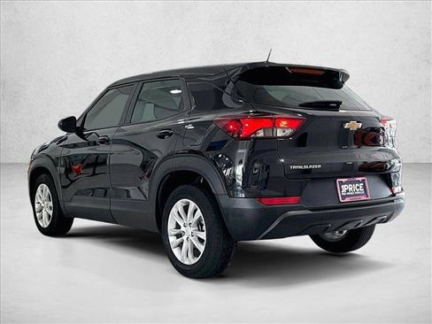 Used 2023 Chevrolet TrailBlazer LS FWD image 13