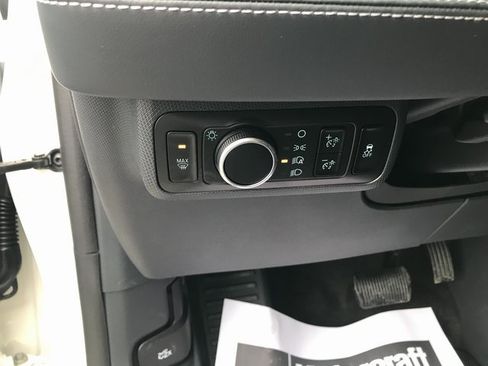 New 2024 Ford Mustang Mach-E Premium image 8