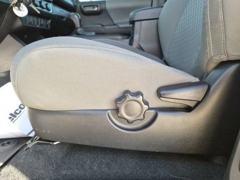 Used 2022 Toyota Tacoma SR w/ SX Package RWD image 16