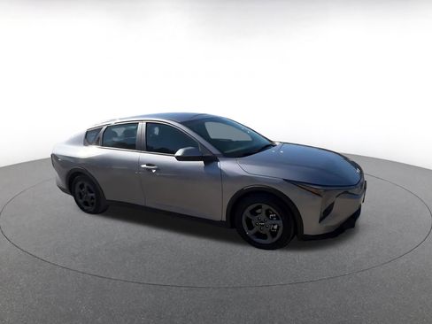 Used 2025 Kia K4 FWD image 2