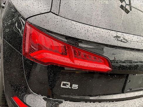 Used 2018 Audi Q5 2.0T Premium Plus w/ Premium Plus Package AWD/4WD image 28