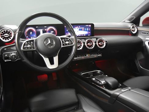 Used 2021 Mercedes-Benz CLA 250 w/ Premium Package image 33