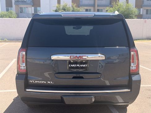 Used 2019 GMC Yukon XL Denali AWD/4WD image 4