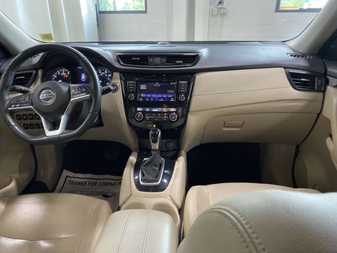 Used 2020 Nissan Rogue SL AWD/4WD image 13