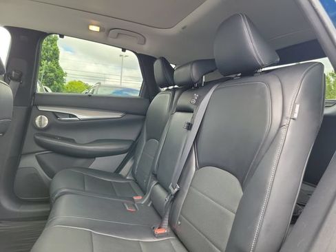 Used 2021 INFINITI QX50 Sensory FWD image 9