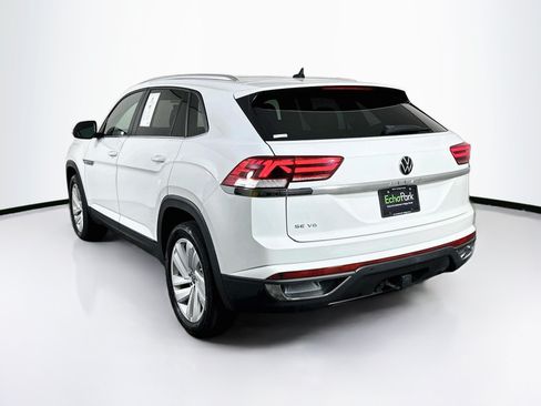 Used 2023 Volkswagen Atlas Cross Sport SE w/ Panoramic Sunroof Package FWD image 5