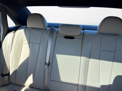 Used 2017 Audi A4 2.0T Prestige image 12