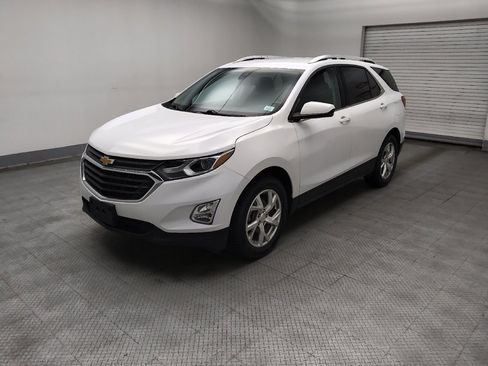 Used 2020 Chevrolet Equinox LT AWD/4WD image 2