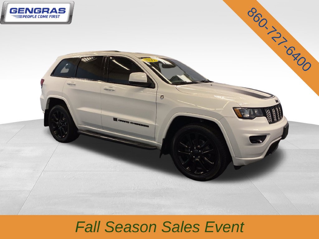 Certified 2017 Jeep Grand Cherokee Altitude AWD/4WD image 8