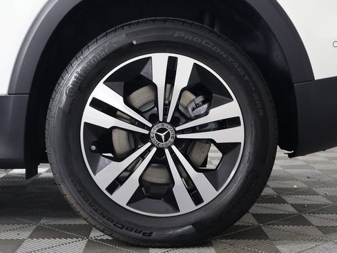 New 2026 Mercedes-Benz GLB 250 4MATIC image 10