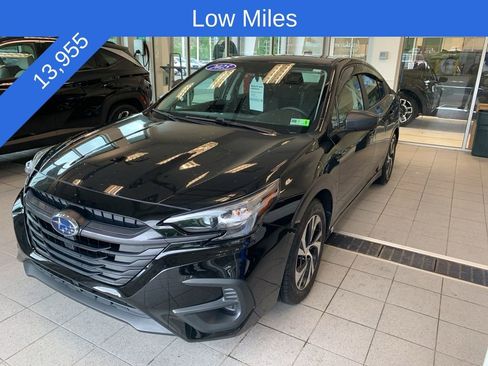 Certified 2025 Subaru Legacy AWD/4WD image 2
