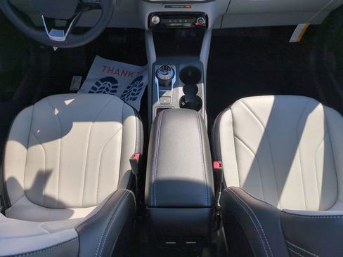 Used 2025 Ford Escape SE w/ PHEV Premium Package FWD image 19