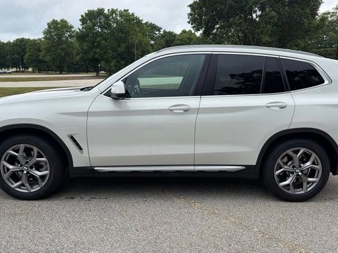 Used 2023 BMW X3 xDrive30i w/ Convenience Package AWD/4WD image 2