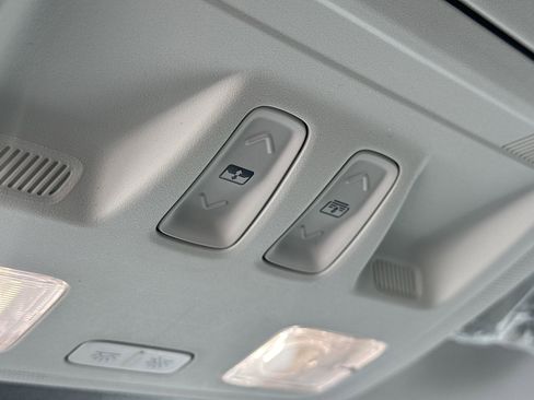 New 2025 Ford Escape SE image 21