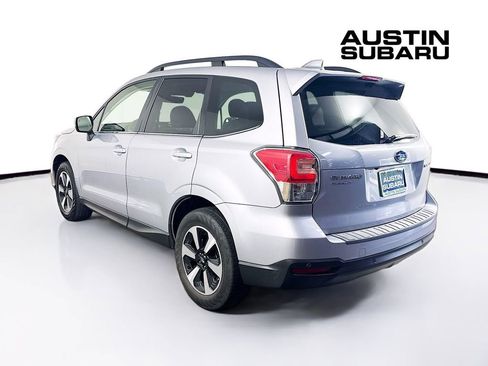 Used 2017 Subaru Forester 2.5i Limited image 5